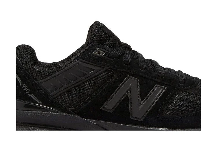 Krossovki-New-Balance-990v5-Big-Kid-Triple-Black-1
