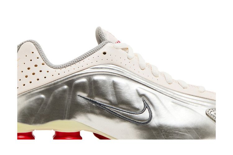 Кроссовки Nike Shox R4 GS 'Comet Red' 2012