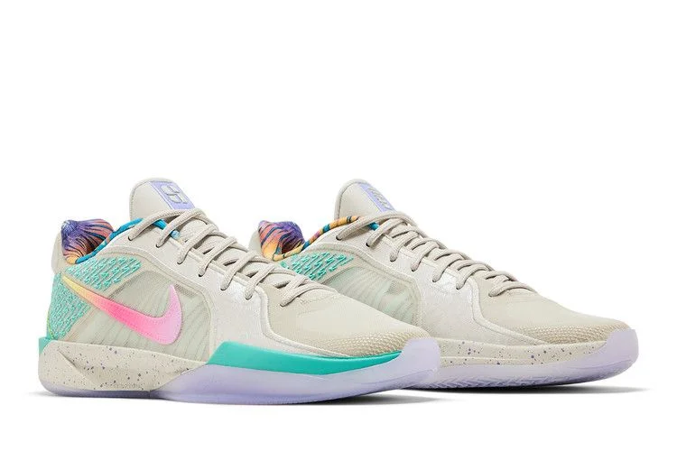 Krossovki-Titan-x-Nike-Wmns-Sabrina-2-EP-Make-Space-7