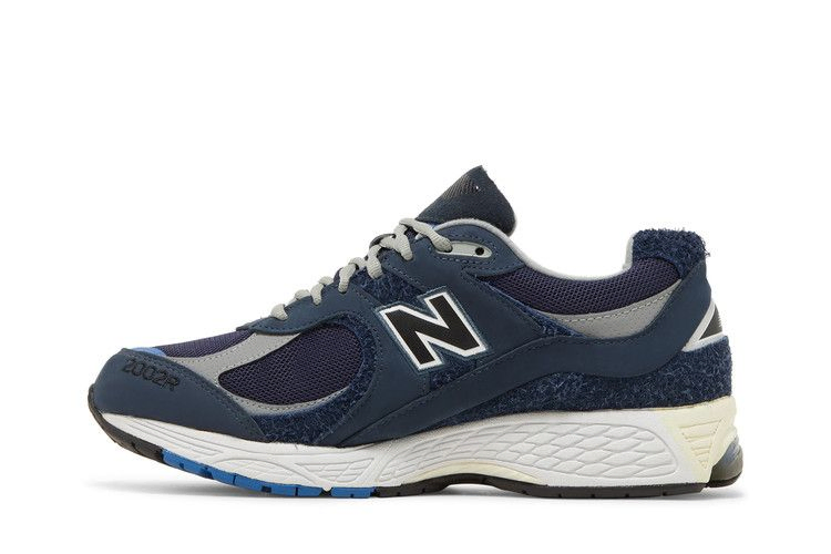 Кроссовки INVINCIBLE x N.HOOLYWOOD x New Balance 2002R GORE-TEX 'Blue Moon'