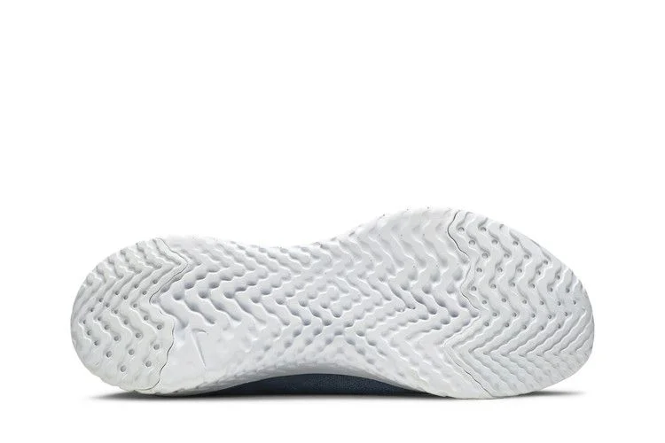 Krossovki-Nike-Epic-Phantom-React-Flyknit-Ocean-Fog-3
