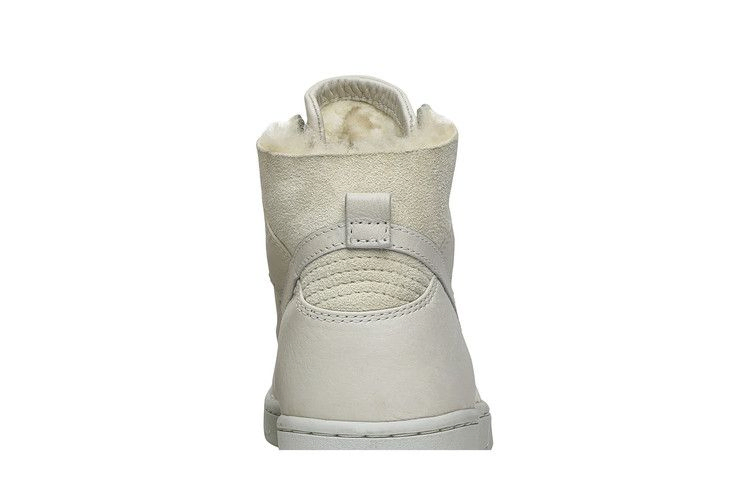Кроссовки Nike Dunk Lux SP Sherpa 'White'