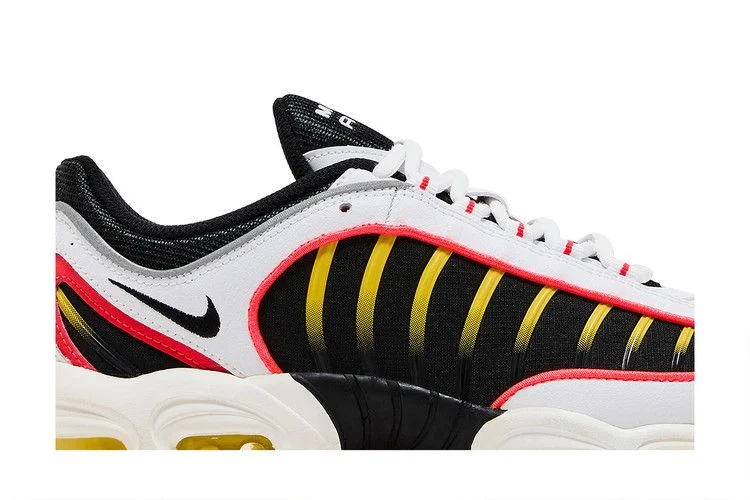 Кроссовки Nike Air Max Tailwind 4 'Bright Crimson'