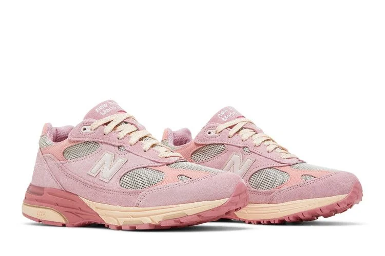 Krossovki-Joe-Freshgoods-x-New-Balance-993-Made-in-USA-Performance-Art-Powder-Pink-7