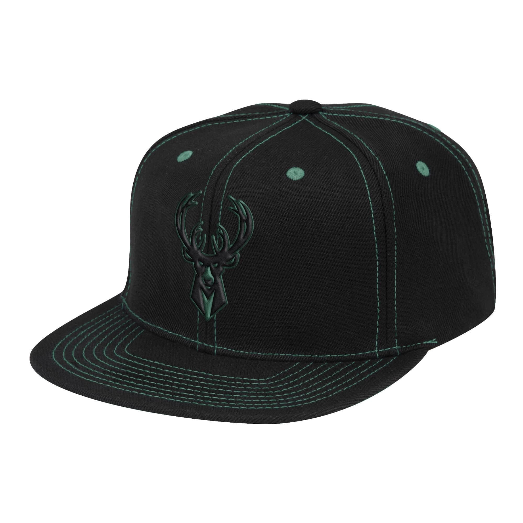 Mitchell-Ness-Contrast-Stitch-Snapback-Milwaukee-Bucks-Hat