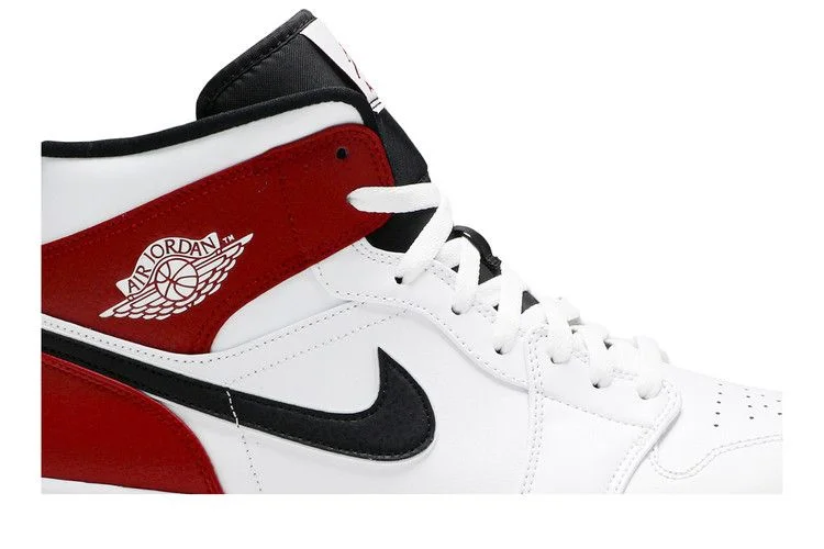 Кроссовки Air Jordan 1 Mid 'White Chicago'