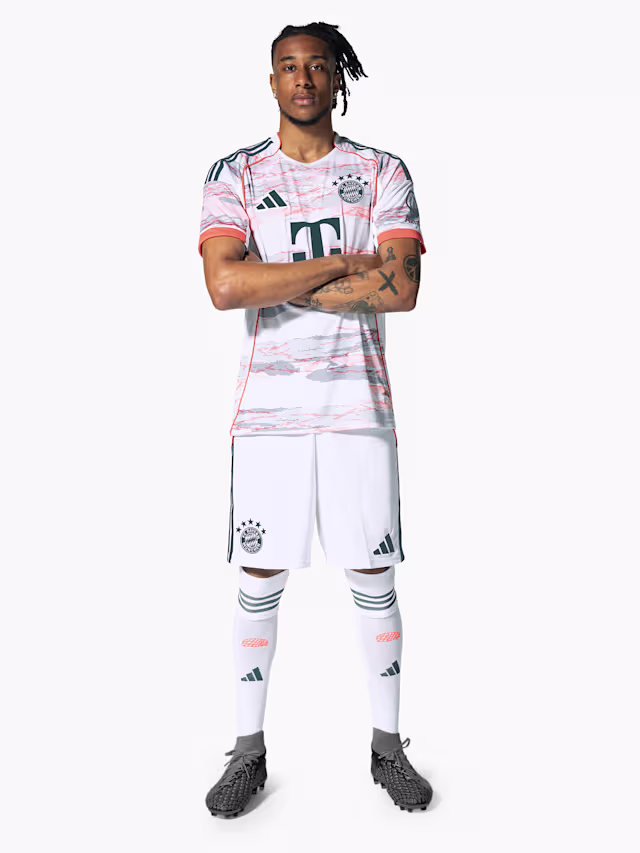 Футбольные шорты FC Bayern Munich Away Shorts 25-26