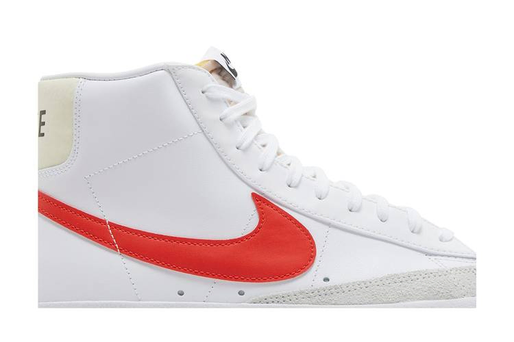 Кроссовки Nike Blazer Mid '77 Vintage 'White Picante Red'