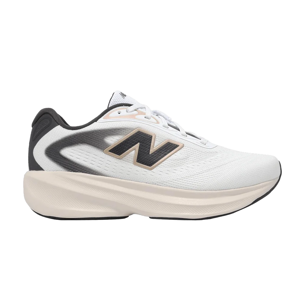 Krossovki-New-Balance-Wmns-Fresh-Foam-680-V8-D-Wide-White-Black-Gold