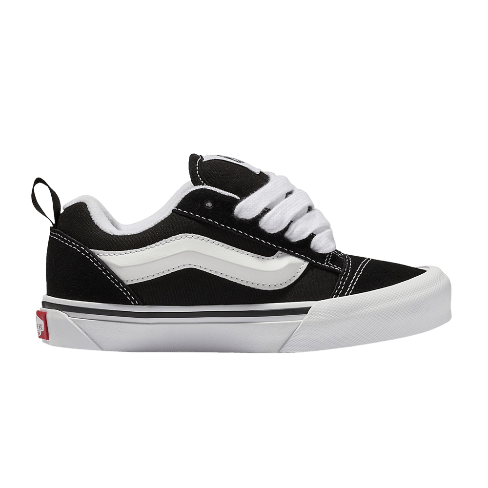 knu-skool-kids-black-true-white-vn000cyu6bt