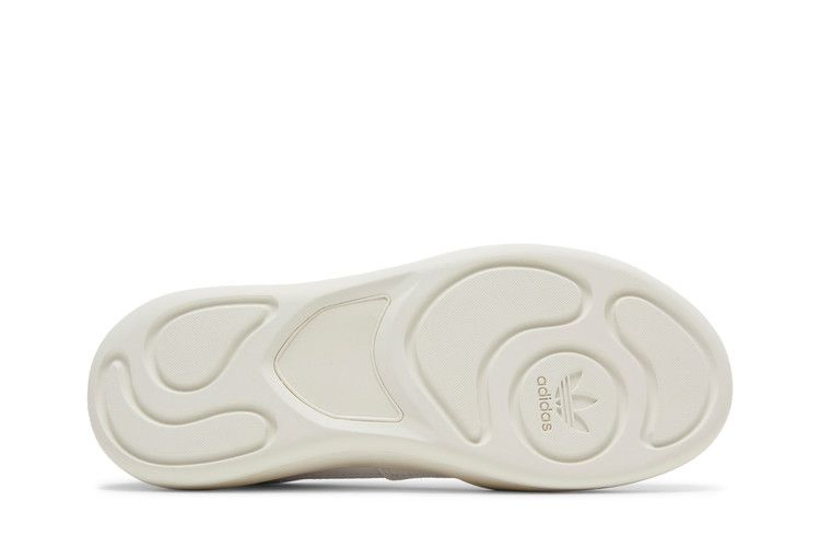 wmns-her-court-triple-white-gy3579_03