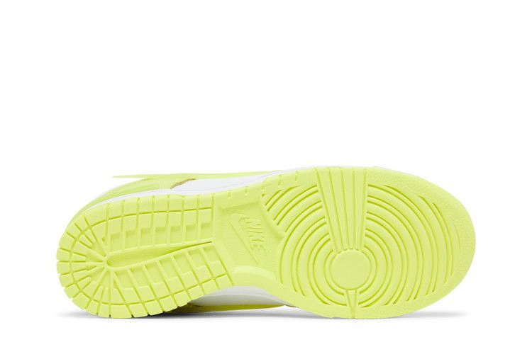 wmns-dunk-low-twist-lemon-twist-dz2794-700_03