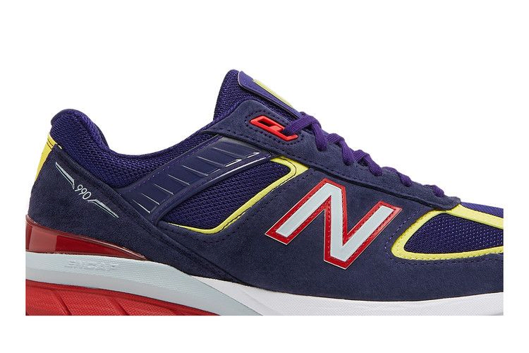 990v5-made-in-usa-virtual-violet-first-light-m990ga5_01