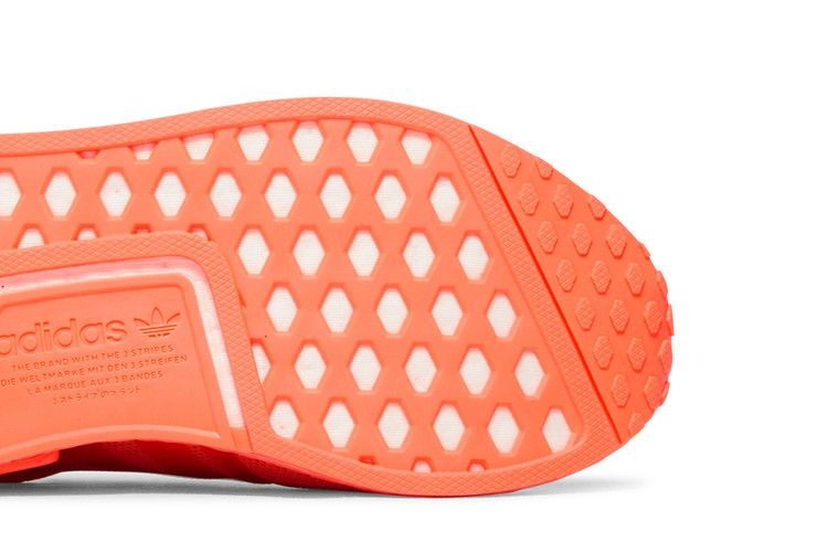 wmns-nmd_r1-signal-coral-fx0827_04
