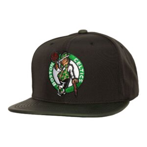 Mitchell-Ness-Heat-Up-Snapback-Boston-Celtics-Hat-300x300