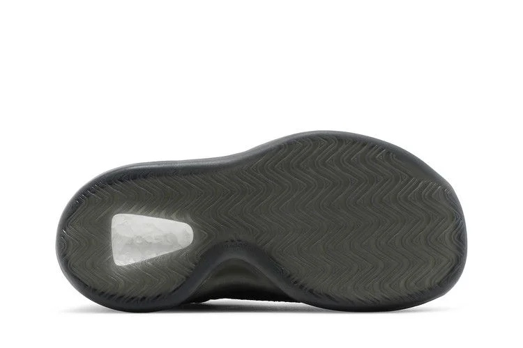 Krossovki-adidas-Yeezy-Quantum-Infants-Onyx-3