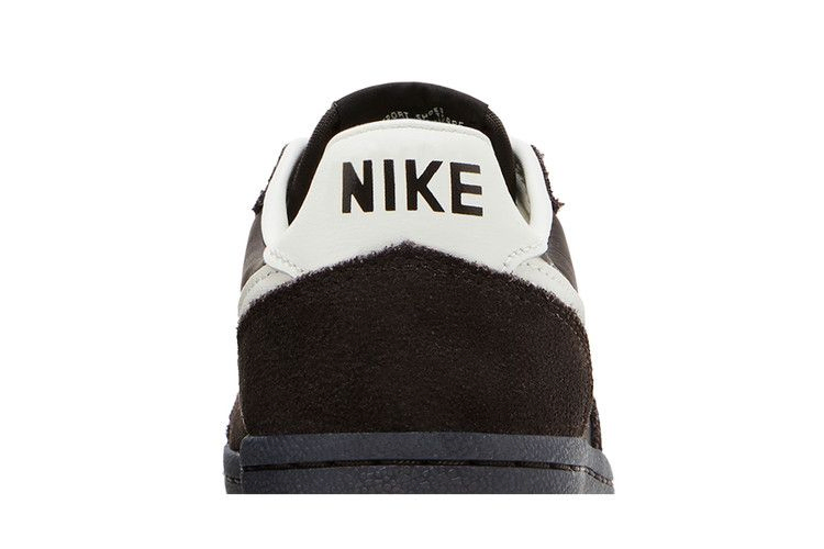 wmns-field-general-82-velvet-brown-hv5130-220_06