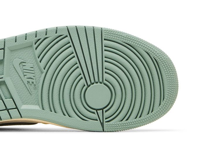 Кроссовки Wmns Air Jordan 1 High Method of Make 'Jade Smoke'