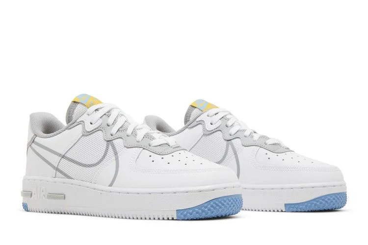 Krossovki-Nike-Air-Force-1-React-SU-GS-White-Light-Smoke-Grey-7