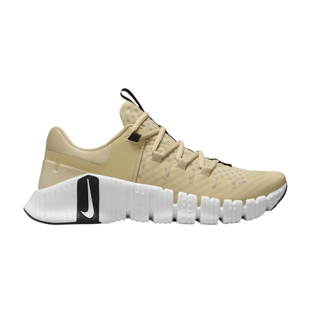 Krossovki-Nike-Free-Metcon-5-TB-Vegas-Gold