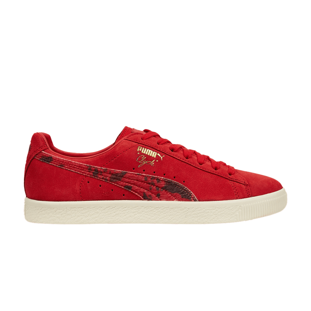 packer-x-clyde-363507-02