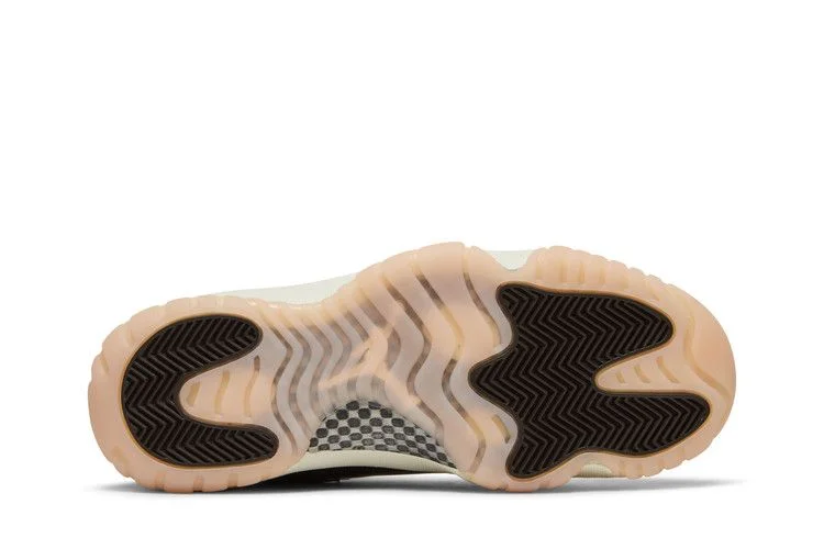 Кроссовки Wmns Air Jordan 11 Retro 'Neapolitan'