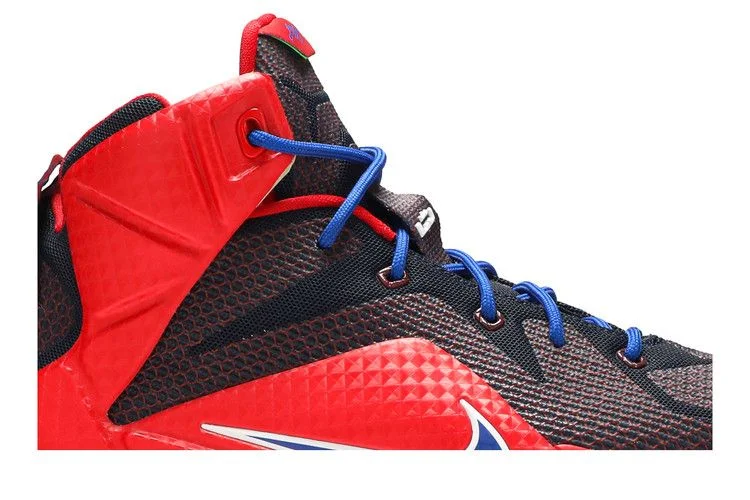Krossovki-Nike-LeBron-12-GS-Supes-1