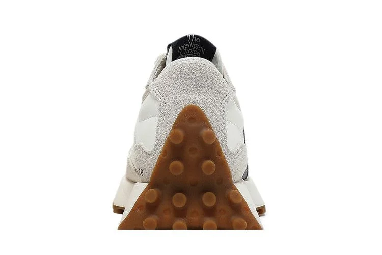 Krossovki-New-Balance-Wmns-327-Moonbeam-Outerspace-6