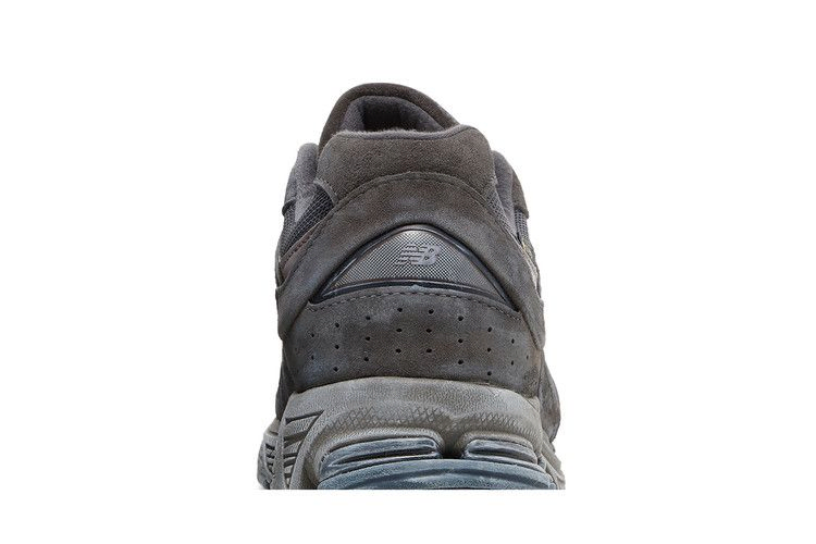 Кроссовки New Balance 2002R GORE-TEX 'Magnet Mood Indigo'