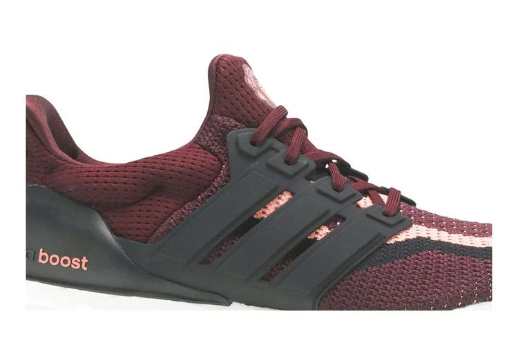 Krossovki-Manchester-United-x-adidas-UltraBoost-DNA-Football-Pack-1