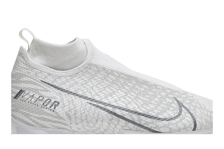 Кроссовки Odell Beckham Jr. x Nike Vapor Edge Pro 'Animal Print - White Metallic Silver'