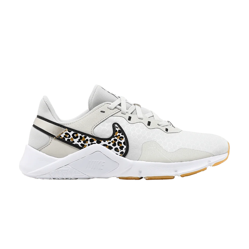 Кроссовки Nike Wmns Legend Essential 2 Premium 'Leopard'