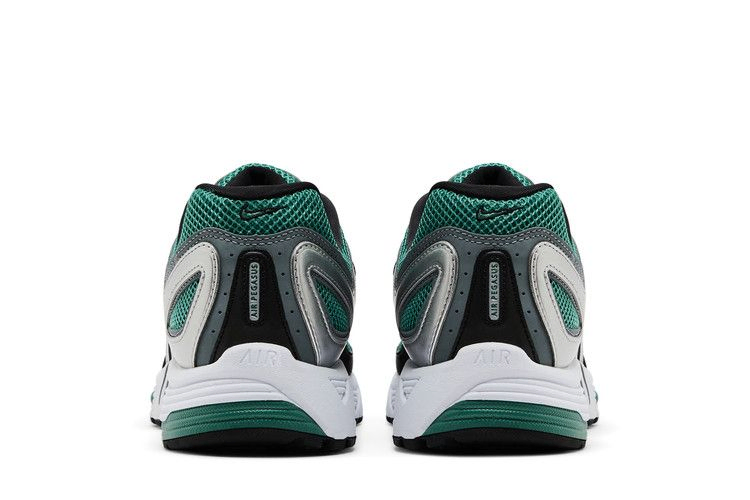 air-pegasus-2k5-metallic-silver-bicoastal-hq3482-095_05