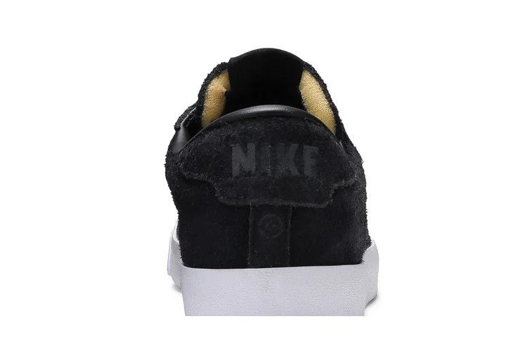 Кроссовки Fragment Design x Nike Tennis Classic AC SP 'Black Suede'
