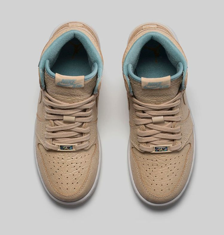 Кроссовки Air Jordan 1 Retro High OG GG 'Pearl'