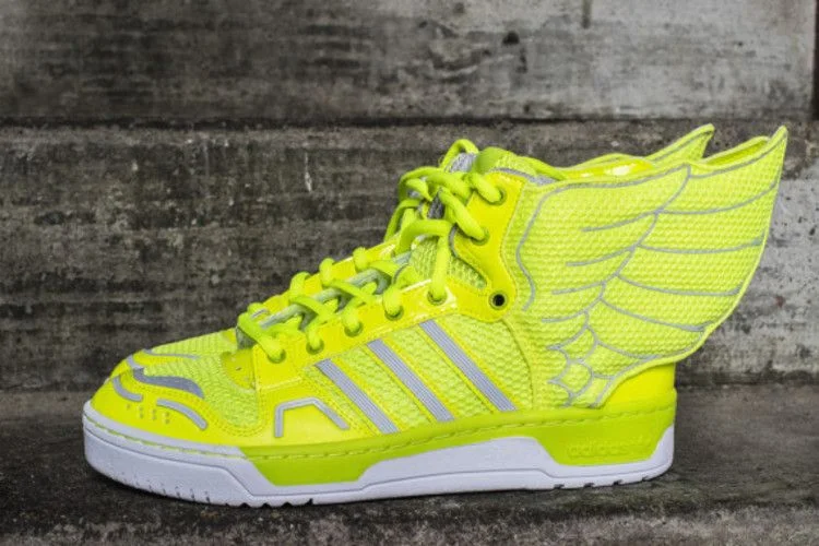 Krossovki-Jeremy-Scott-x-adidas-Wings-2.0-Neon-1