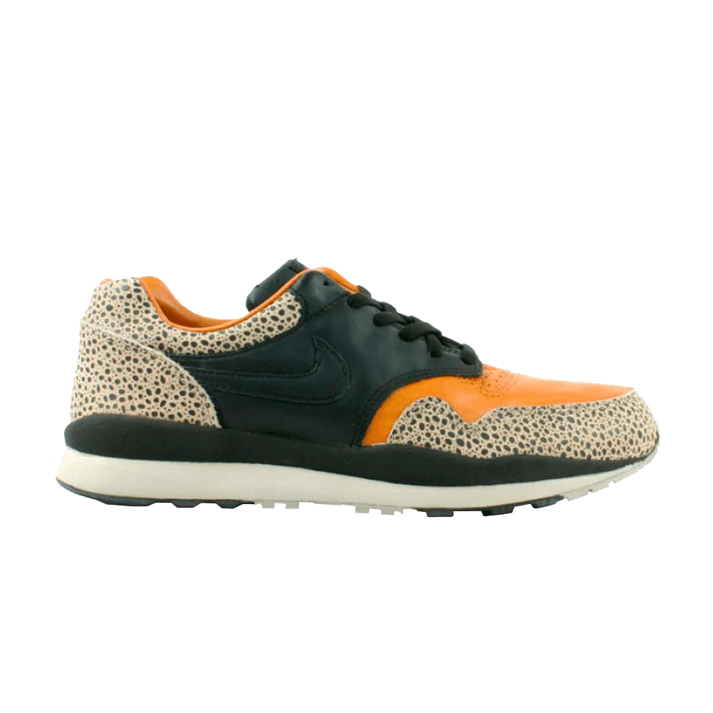 Krossovki-Nike-Air-Safari-OG-2003