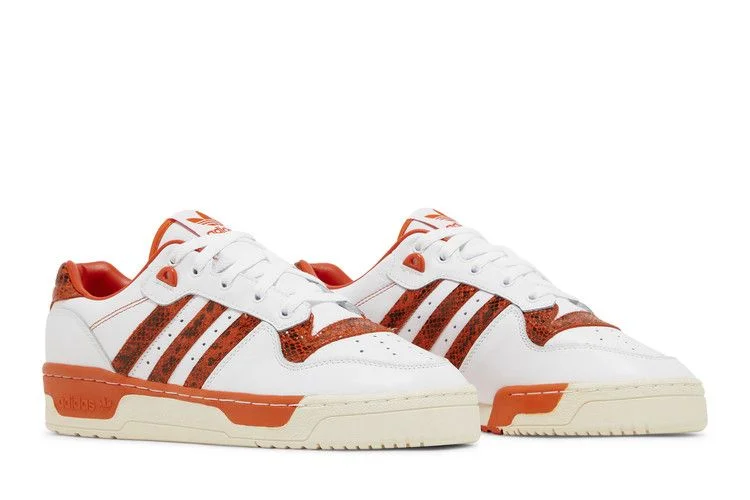 Krossovki-Adidas-Rivalry-Low-Orange-Snakeskin-7
