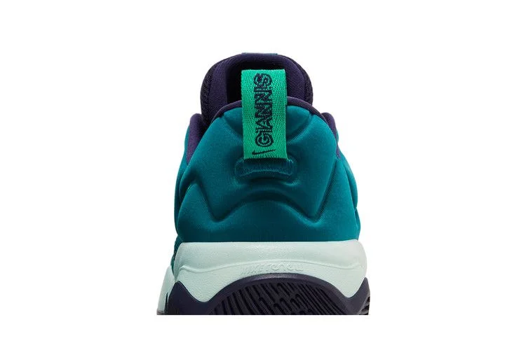 Krossovki-Nike-Giannis-Immortality-3-Geode-Teal-Purple-6