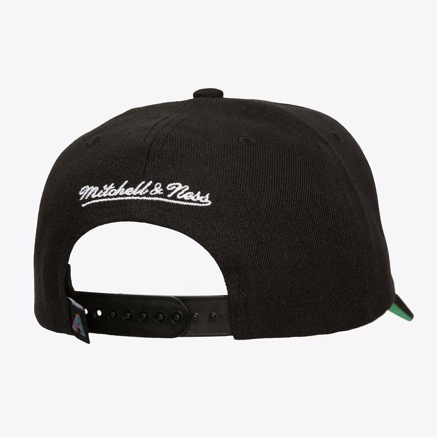 Mitchell-Ness-Black-Arizona-Diamondbacks-Cooperstown-Collection-Neon-Logo-Pro-Crown-Snapback-Hat-1
