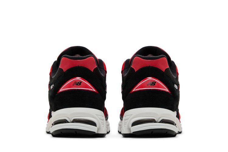 Кроссовки New Balance 2002R 'True Red Black'