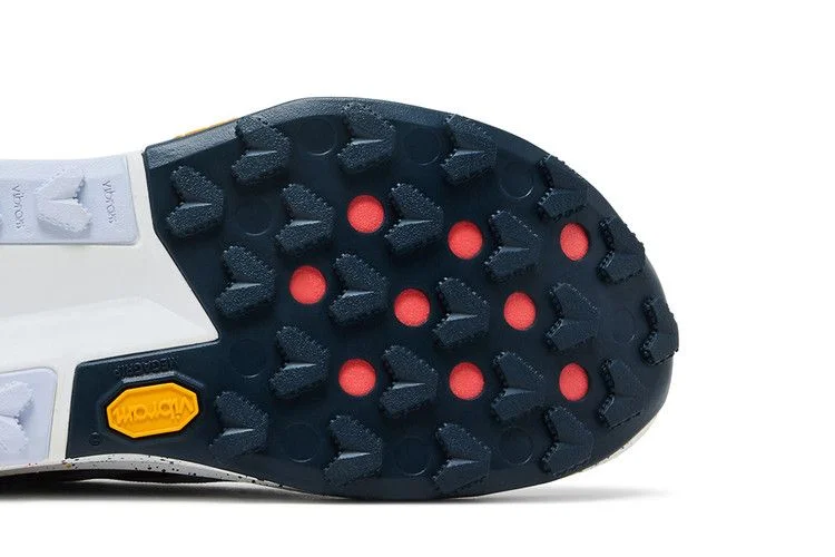 Кроссовки Nike ZoomX Zegama 2 'Platinum Paint Splatter'