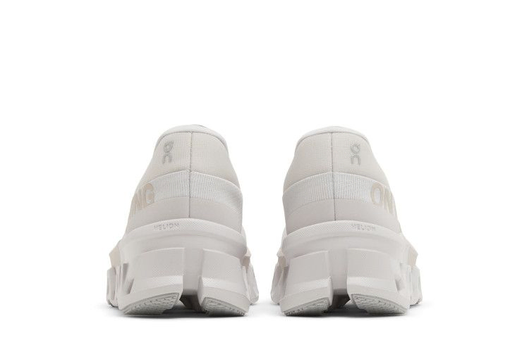 Кроссовки Wmns Cloudmonster 2 'Sand Frost'