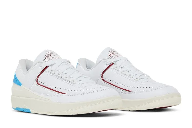 Krossovki-Wmns-Air-Jordan-2-Retro-Low-NC-to-Chi-7