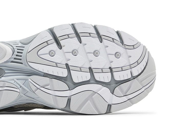 progrid-omni-9-fabricated-future-pack-cloud-flint-s70833-2_04