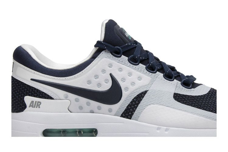 air-max-zero-789695-104_01