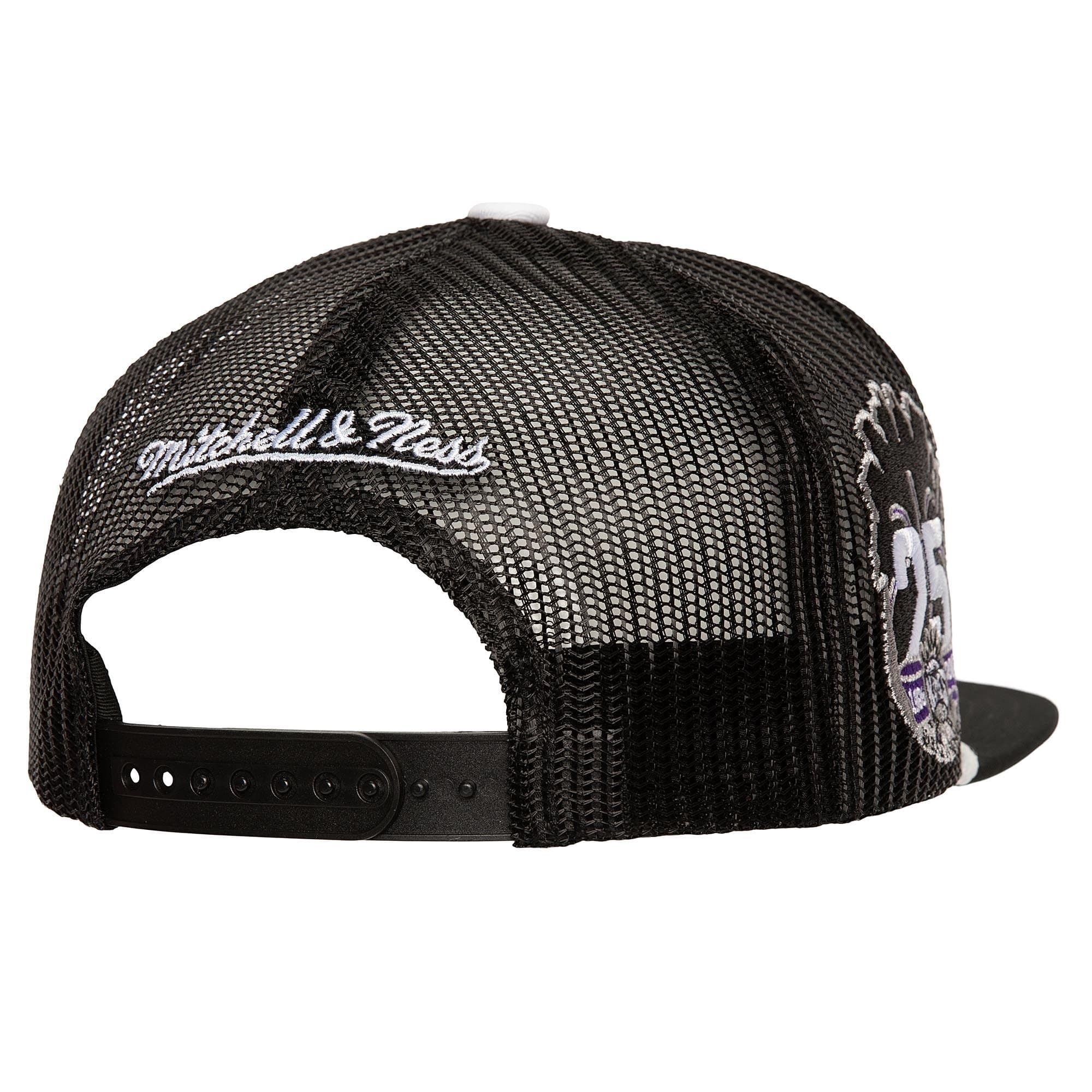 Бейсболка Mitchell & Ness Roper Trucker HWC Sacramento Kings