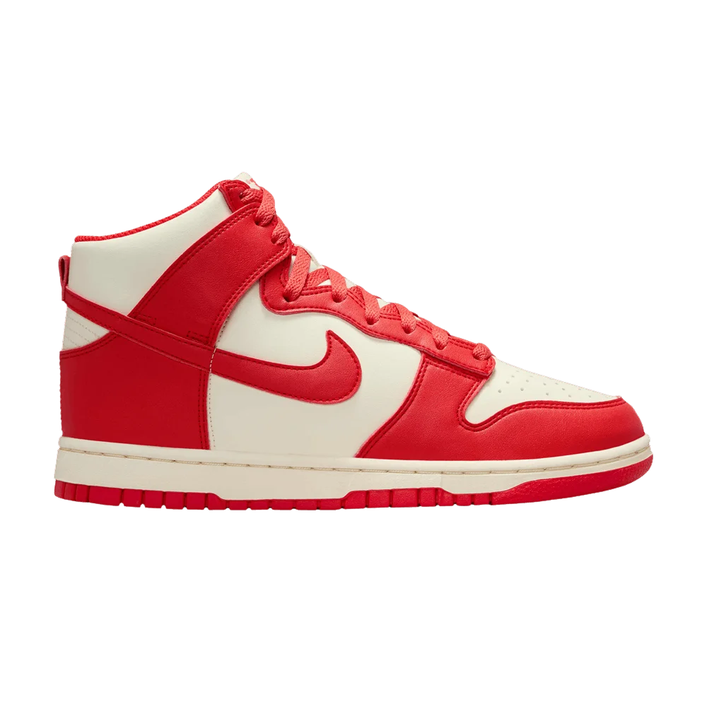 Кроссовки Nike Wmns Dunk High Next Nature 'Light Crimson Coconut Milk'
