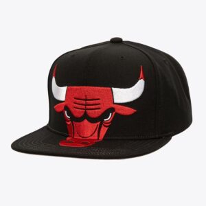 Mitchell-Ness-Black-Chicago-Bulls-XL-Logo-Snapback-Hat-300x300