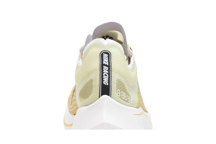 Кроссовки Nike Zoom Fly SP 'Dark Citron'